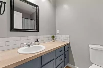 1640 Queens Drive, Bettendorf, IA 52722 - Photo 23