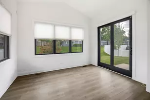 906 Cartwright Ln, Schaumburg, IL 60193 - Photo 13