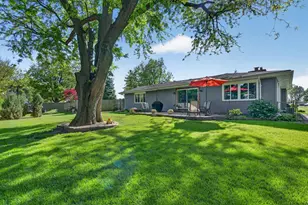 223 Willow Ln, Geneva, IL 60134 - Photo 39
