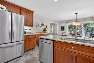 223 Willow Lane, Geneva, IL 60134 - Photo 15
