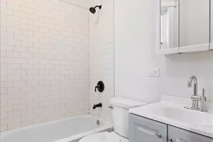3751 N Clifton Ave, Chicago, IL 60613 - Photo 11