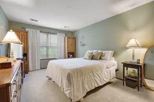 2936 Heatherwood Dr, Schaumburg, IL 60194 - Photo 15