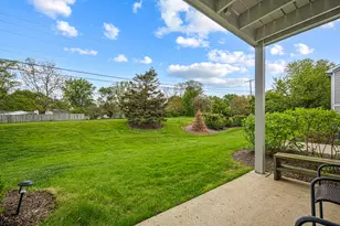 2936 Heatherwood Dr, Schaumburg, IL 60194 - Photo 21