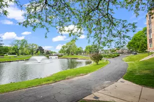 1103 S Hunt Club Dr, Mount Prospect, IL 60056 - Photo 25