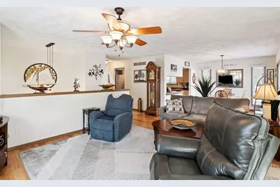 870 47th Avenue #2, East Moline, IL 61244 - Photo 7