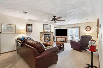 870 47th Avenue #2, East Moline, IL 61244 - Photo 19