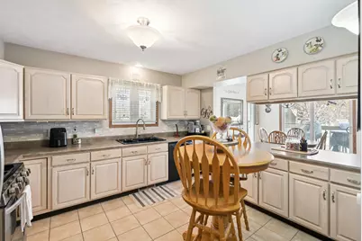 870 47th Avenue #2, East Moline, IL 61244 - Photo 11