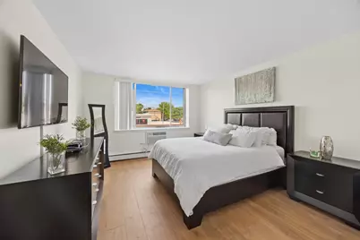 201 S Maple Avenue #106, Oak Park, IL 60302 - Photo 11