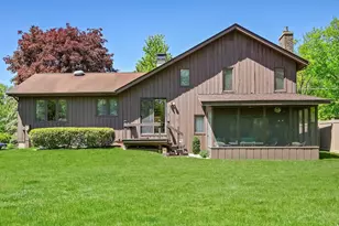 1925 Glencoe St, Wheaton, IL 60187 - Photo 21