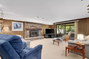 1925 Glencoe St, Wheaton, IL 60187 - Photo 11