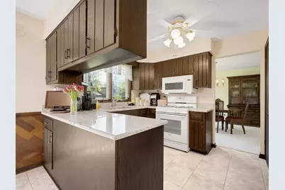 1925 Glencoe Street, Wheaton, IL 60187 - Photo 9