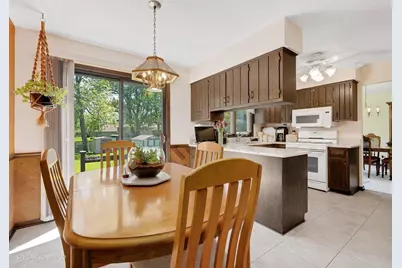 1925 Glencoe Street, Wheaton, IL 60187 - Photo 7