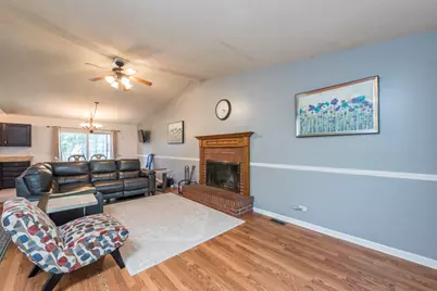 354 Heather Avenue, Grayslake, IL 60030 - Photo 3