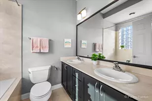 2216 N Hamilton Ave, Chicago, IL 60647 - Photo 23