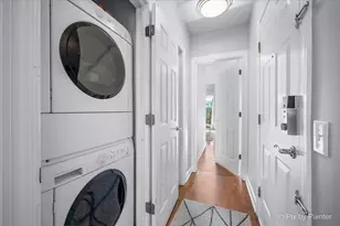 2216 N Hamilton Ave, Chicago, IL 60647 - Photo 25