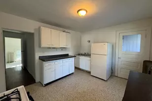 159 N 4th St, Aurora, IL 60505 - Photo 5