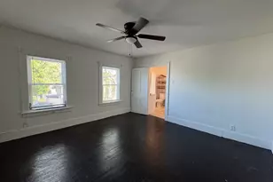 159 N 4th St, Aurora, IL 60505 - Photo 3