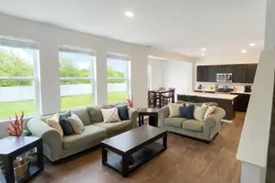 6816 Cobble Spgs Ln, Wonder Lake, IL 60097 - Photo 7