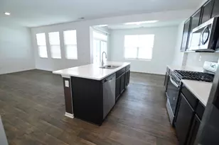 6816 Cobble Spgs Ln, Wonder Lake, IL 60097 - Photo 9