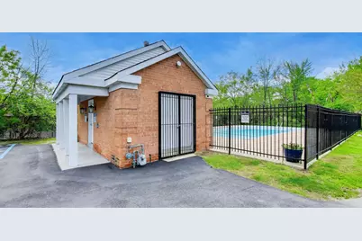 5400 Carriageway Drive #103, Rolling Meadows, IL 60008 - Photo 17