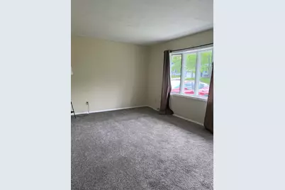 4117 Hillandale Road, Davenport, IA 52806 - Photo 11