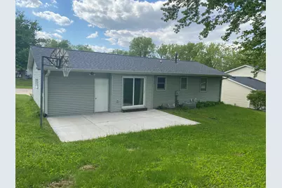 4117 Hillandale Road, Davenport, IA 52806 - Photo 3