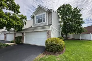 1942 Town Dr, Naperville, IL 60565 - Photo 21
