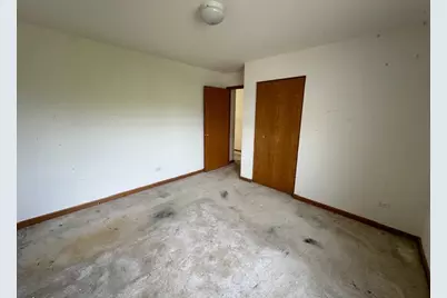 1942 Town Drive, Naperville, IL 60565 - Photo 13