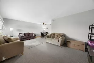 3909 W 123rd St, Alsip, IL 60803 - Photo 3
