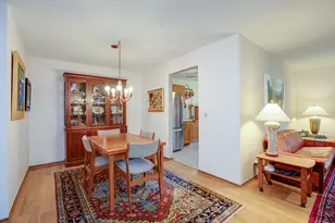310 Carriage Way, Bloomingdale, IL 60108 - Photo 7