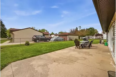 1402 Cynthia Lane, Hanover Park, IL 60133 - Photo 17