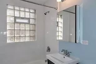 2140 Dobson St, Evanston, IL 60202 - Photo 5