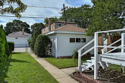 2140 Dobson Street, Evanston, IL 60202 - Photo 15