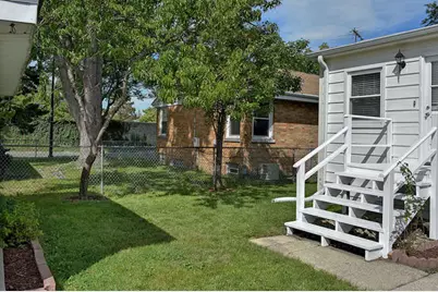2140 Dobson Street, Evanston, IL 60202 - Photo 17