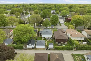 9437 N Lockwood Ave, Skokie, IL 60077 - Photo 25