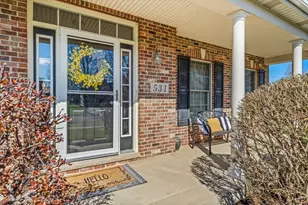 531 Birchwood Dr, Yorkville, IL 60560 - Photo 3