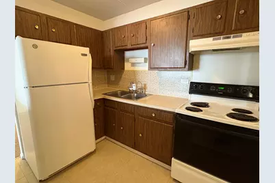 9074 W Terrace Drive #5C, Niles, IL 60714 - Photo 3