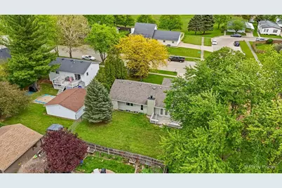 915 S 8th Street, Dekalb, IL 60115 - Photo 35
