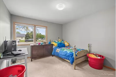 915 S 8th Street, Dekalb, IL 60115 - Photo 11