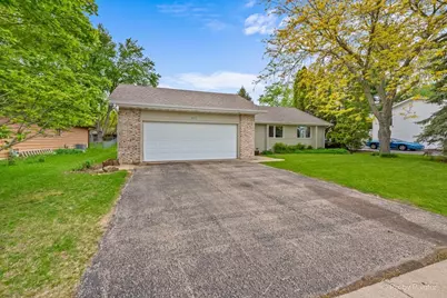 915 S 8th Street, Dekalb, IL 60115 - Photo 25