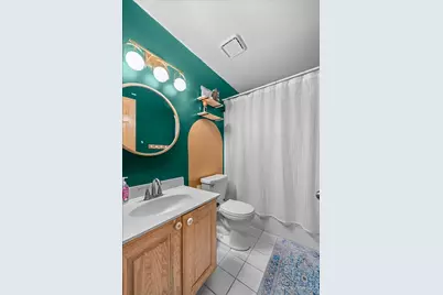 915 S 8th Street, Dekalb, IL 60115 - Photo 13