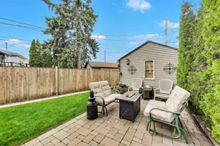 6732 W Rascher Ave, Chicago, IL 60656 - Photo 45