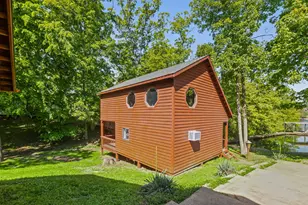 3019 Adirondack Ave, Centralia, IL 62801 - Photo 11