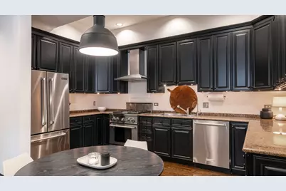 808 W Buckingham Place #1, Chicago, IL 60657 - Photo 17