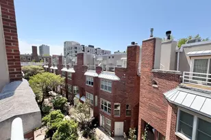 2717 N Lehmann Ct, Chicago, IL 60614 - Photo 17