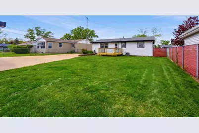 1021 Anna Avenue, Machesney Park, IL 61115 - Photo 23