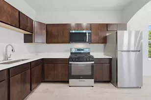 541 N Lawndale Ave, Chicago, IL 60624 - Photo 5
