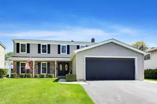 401 Collen Dr, Lombard, IL 60148 - Photo 1