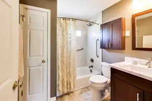 401 Collen Dr, Lombard, IL 60148 - Photo 31