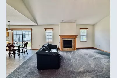 901 East 21st Street, Sterling, IL 61081 - Photo 5